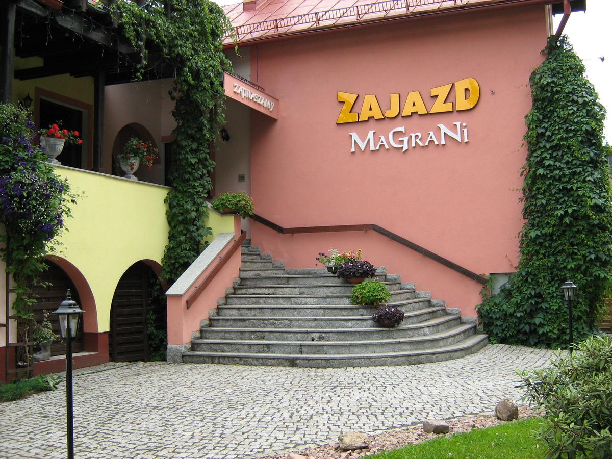Zajazd Magrani Lubawka Exterior photo